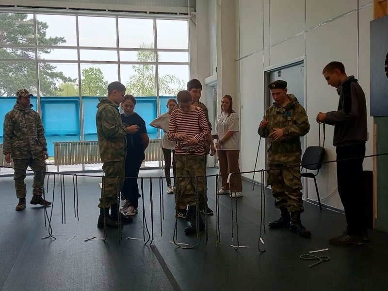 Муниципальный этап военно - патриотической игры &amp;quot;Зарница&amp;quot;.