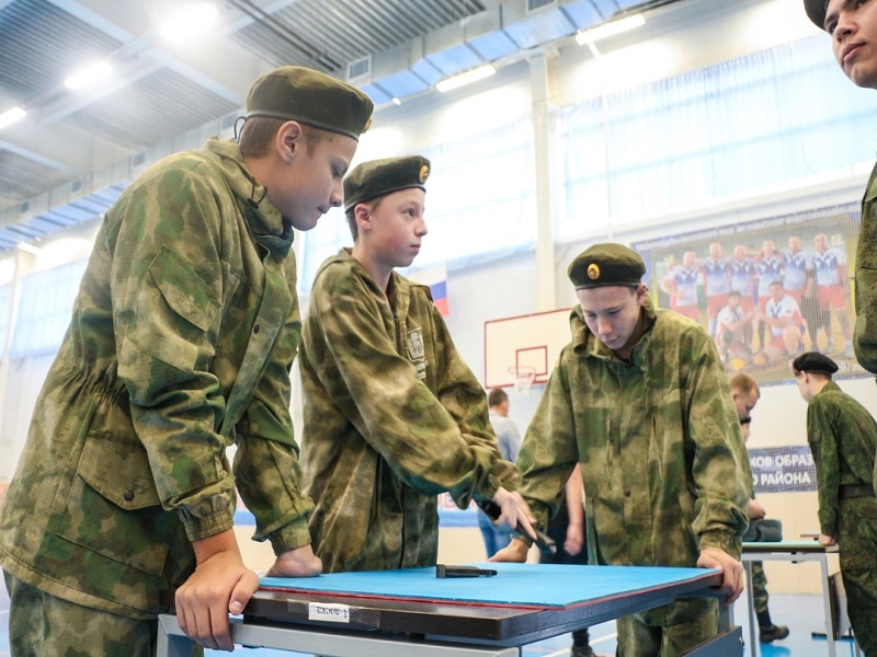 Межрайонное личное первенство среди военно - патриотических клубов.